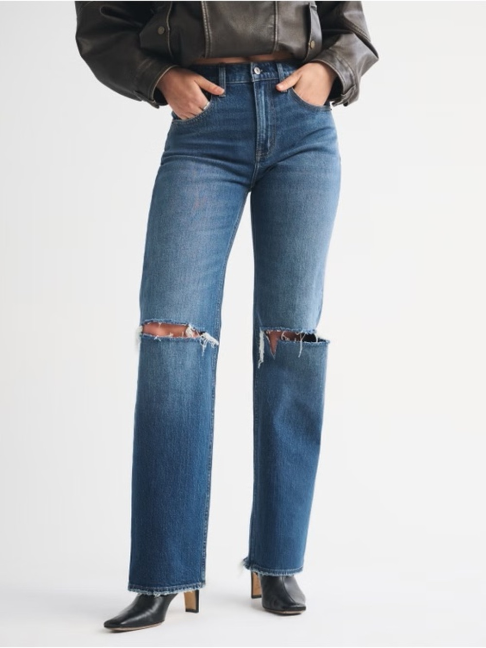 Abercrombie & Fitch Curve Love Ultra High Rise 90s Straight Jean Size 27